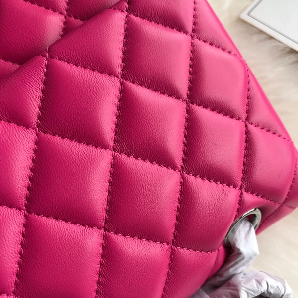 シャネルバッグレプリカ着用イメージ